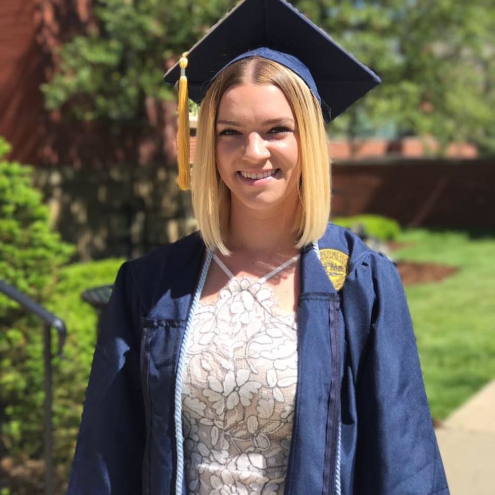 Meet your Posher, Stephanie